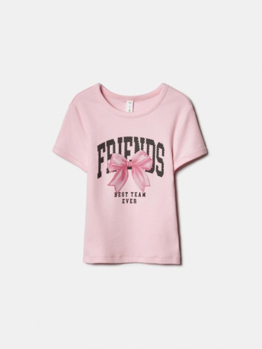 облегающая футболка с принтом для девочек из россии вид сбоку