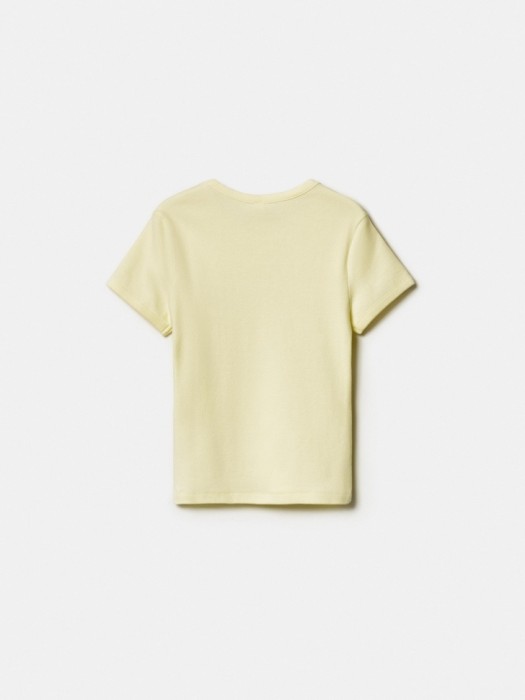 облегающая футболка с принтом для девочек из россии вид сбоку