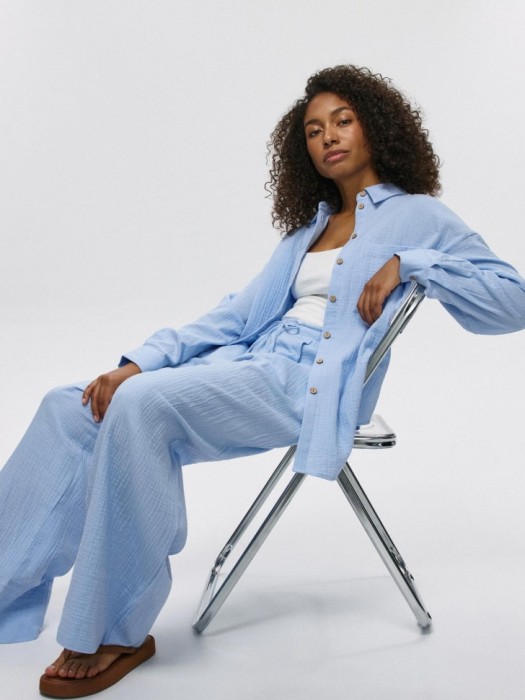 оверсайз рубашка из муслина по цене 2799 руб вид справа