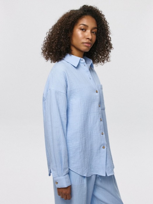 оверсайз рубашка из муслина из россии вид сбоку