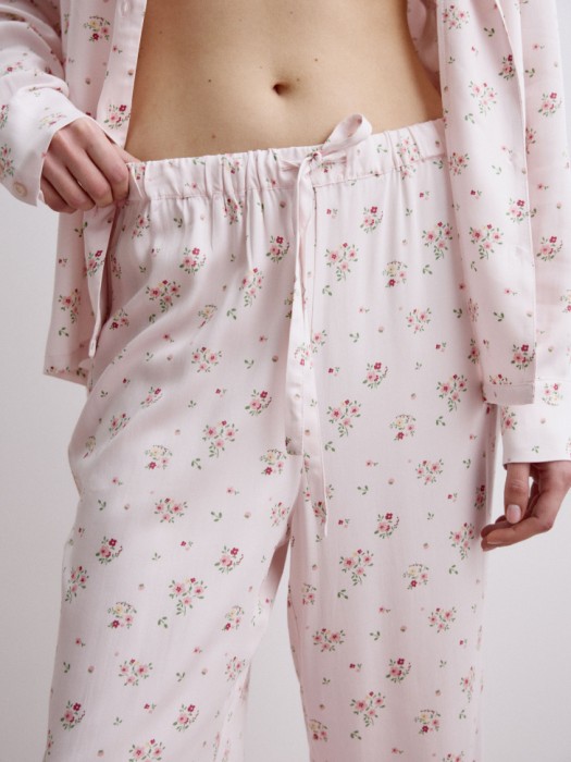 Продукция для женщин фото