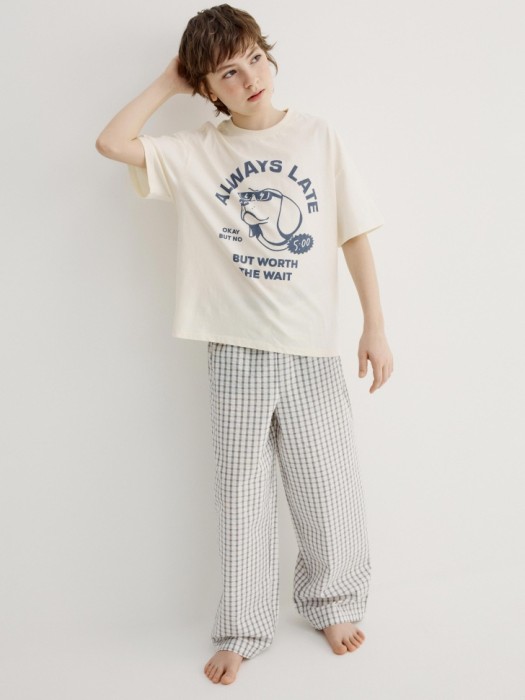 пижама с брюками и футболкой для мальчиков из хлопка спереди