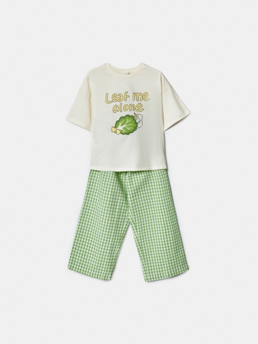 пижама с принтом для мальчиков от бренда sela вид слева