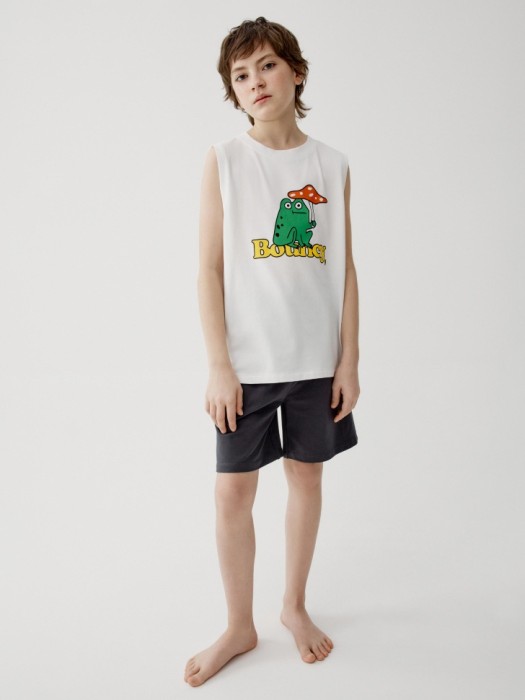 пижама с принтом для мальчиков от бренда sela вид слева