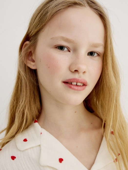 пижама с рубашкой и шортами из муслина для девочек из россии вид сбоку