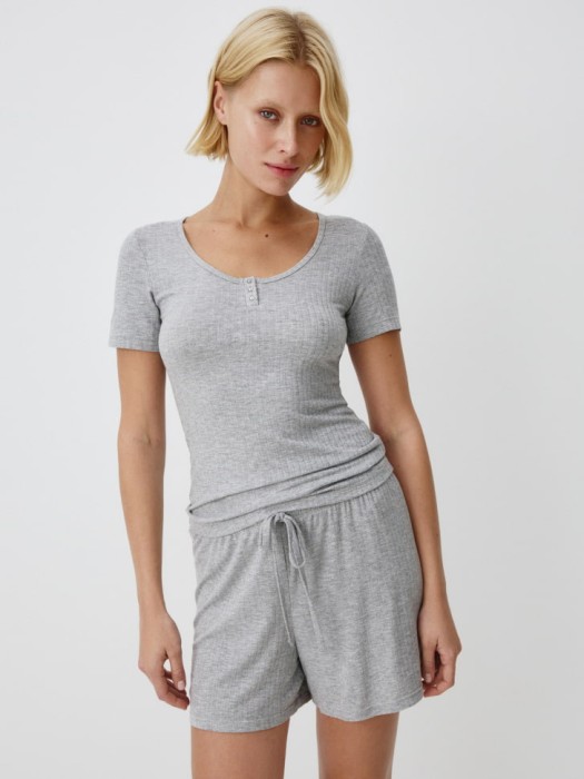 пижамная футболка из россии вид сбоку