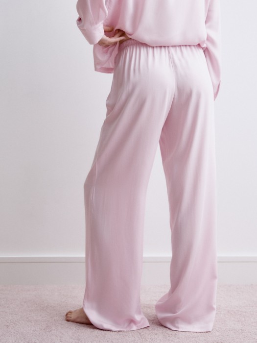 пижамные брюки из струящейся вискозы по цене 2599 руб вид справа