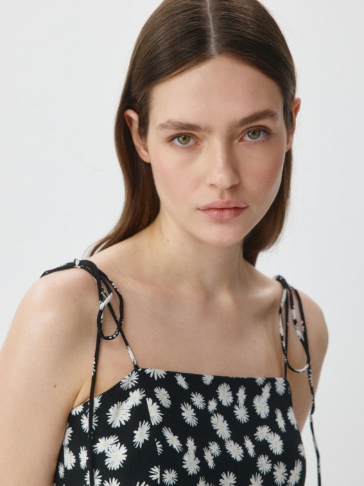 платье макси с цветочным принтом из вискозы спереди