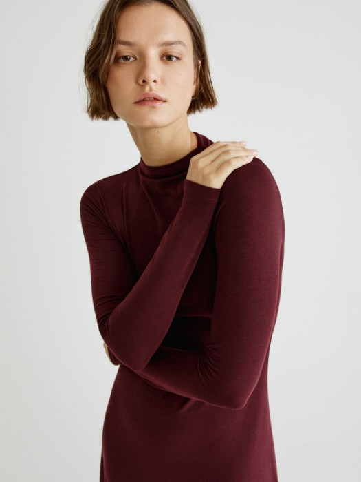 платье макси с содержанием шерсти и шелка от бренда sela вид слева