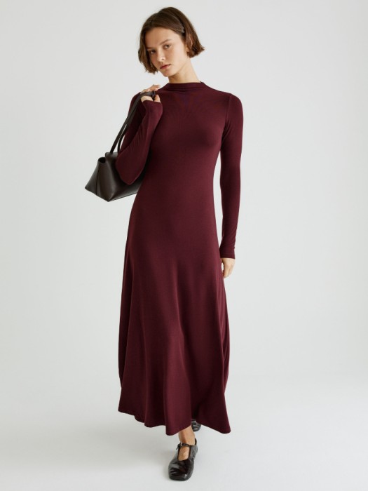 платье макси с содержанием шерсти и шелка по цене 4599 руб вид справа