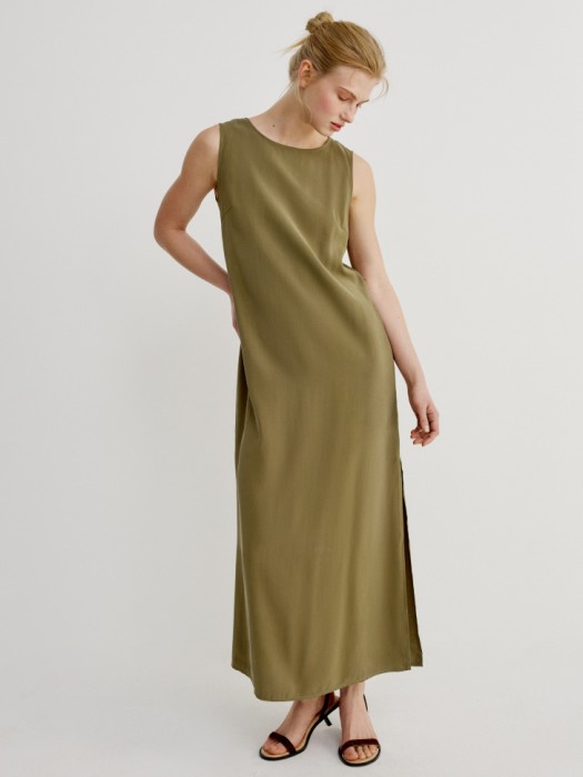 платье миди из cмесовой вискозы с поясом по цене 2999 руб вид справа