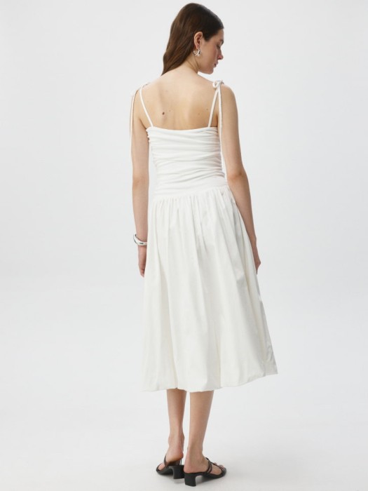 платье миди с бретелями на бантик из россии вид сбоку