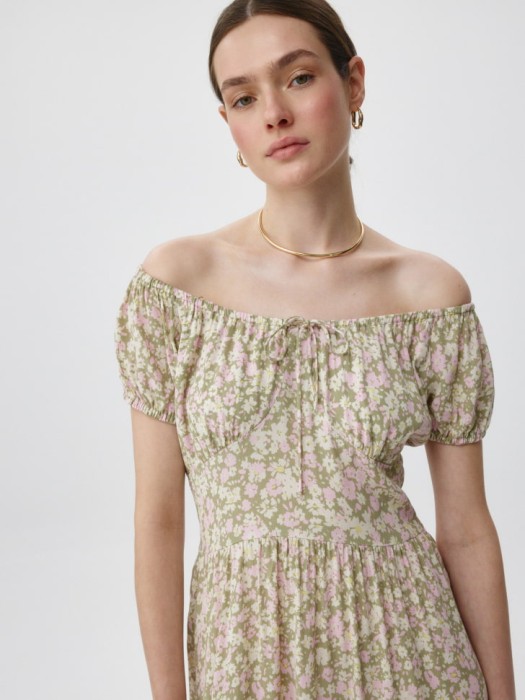 платье мини из вискозы по цене 1499 руб вид справа