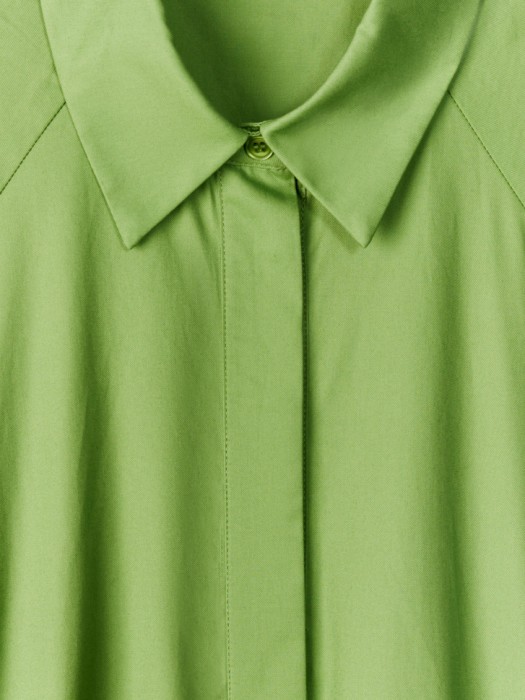 платье-рубашка миди с поясом из хлопка от бренда sela вид слева