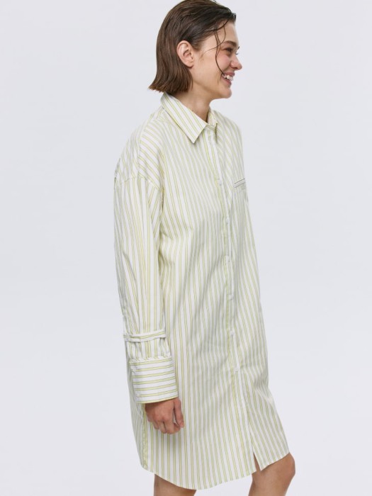 платье-рубашка в полоску по цене 1799 руб вид справа