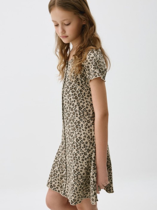 платье с леопардовым принтом для девочек по цене 799 руб вид справа