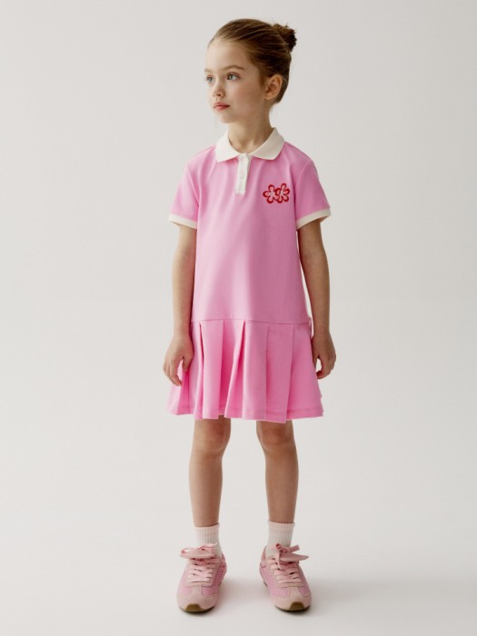 платье с воротником поло для девочек от бренда sela вид слева