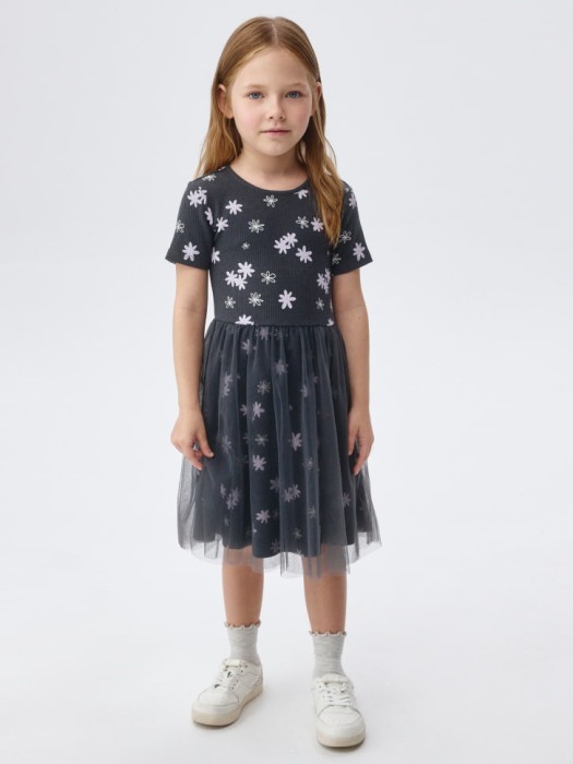 платье с юбкой из сетки для девочек от бренда sela вид слева