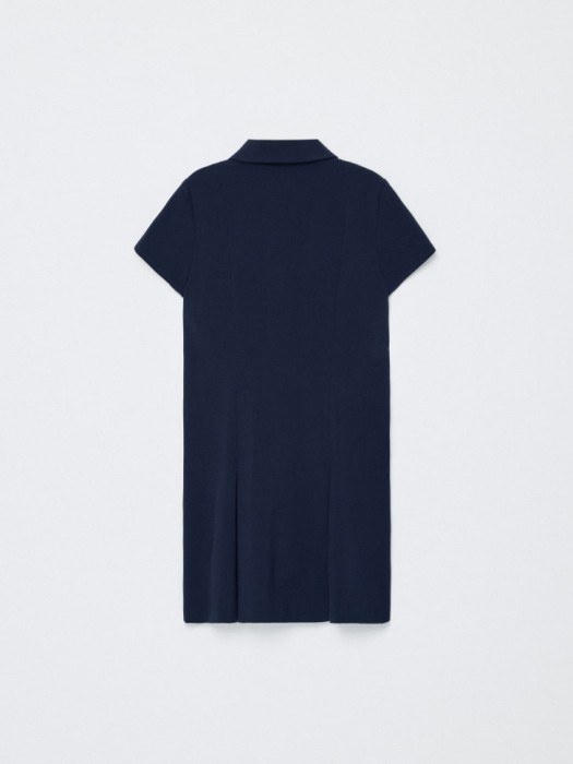 Товар синего цвета с внутренней стороны