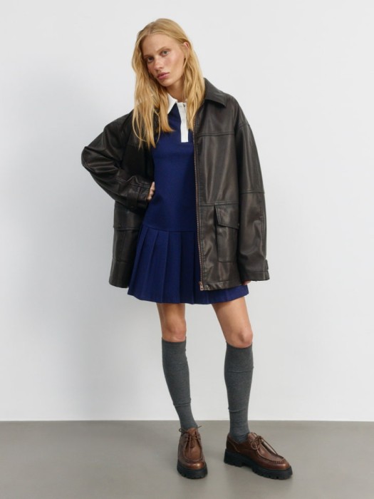 платье с юбкой в складку из линейки  young из вискозы спереди