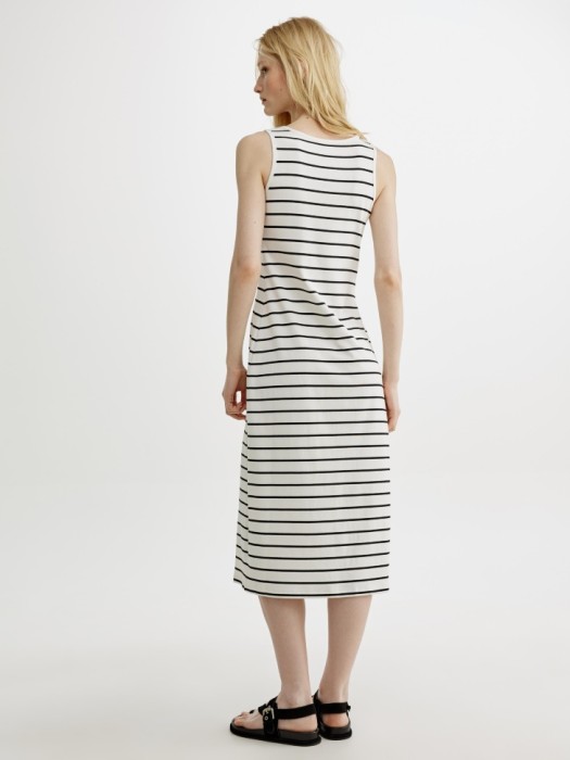 платье трикотажное макси из россии вид сбоку