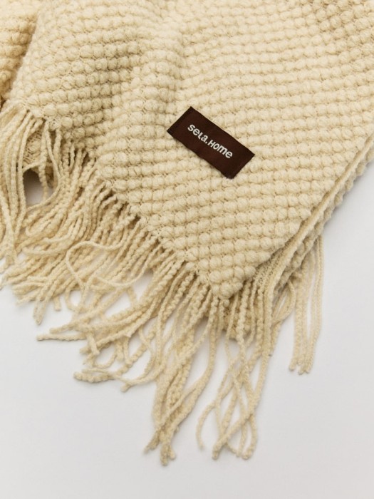 плед с бахромой от бренда sela вид слева