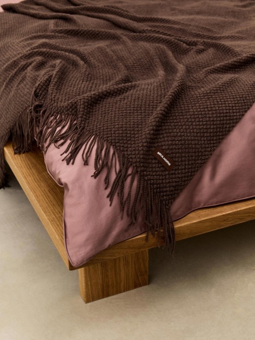 плед с бахромой от бренда sela вид слева