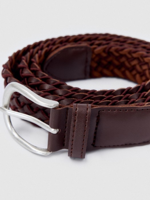 плетеный ремень от бренда sela вид слева