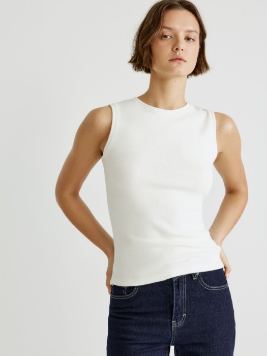 плотный топ с эффектом меланжа по цене 1599 руб вид справа