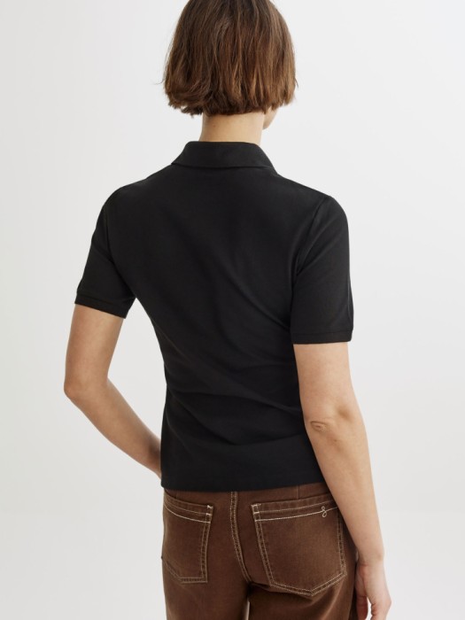 поло приталенное с вышивкой с коротким рукавом по цене 1999 руб вид справа