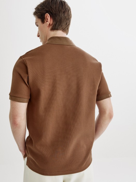 поло с коротким рукавом по цене 2599 руб вид справа