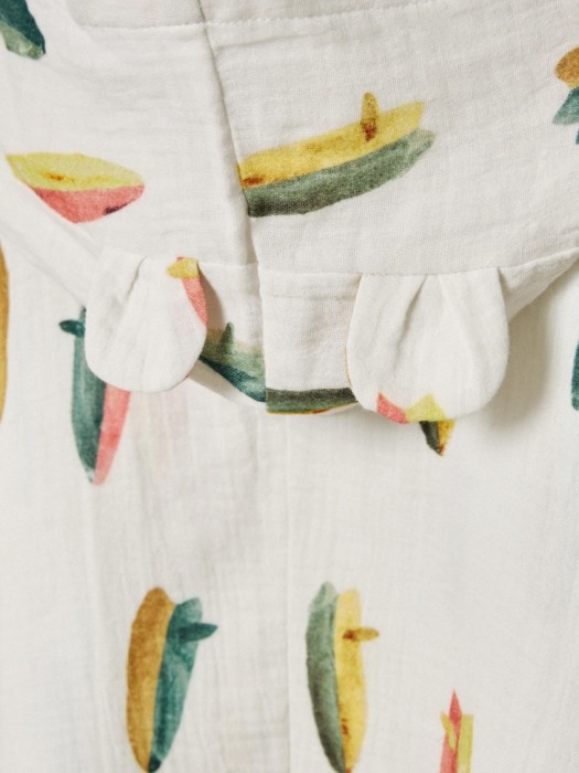 пончо из муслина с ушками на капюшоне для малышей из россии вид сбоку