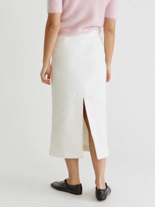 прямая юбка из ткани букле по цене 3299 руб вид справа