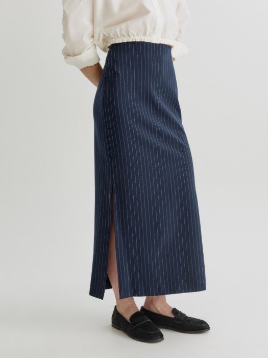 прямая юбка макси из костюмной ткани от бренда sela вид слева