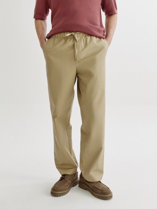 прямые брюки из хлопка и льна от бренда sela вид слева