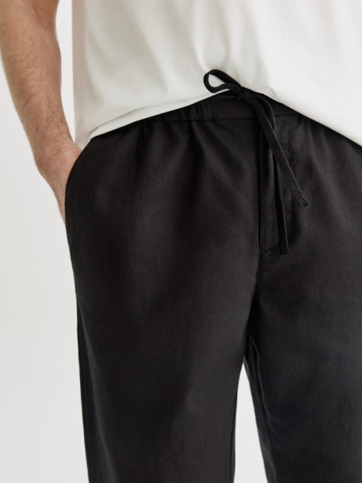 прямые брюки из смесового льна из россии вид сбоку