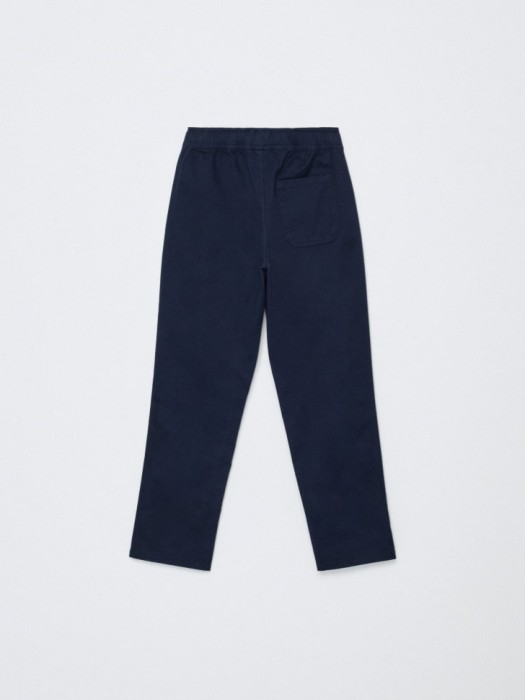 прямые брюки на резинке для мальчиков по цене 1599 руб вид справа