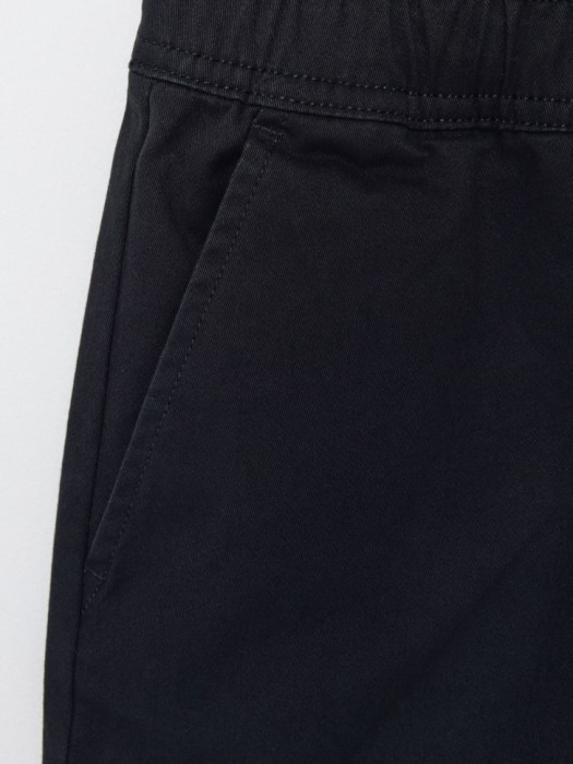 прямые брюки на резинке для мальчиков из россии вид сбоку