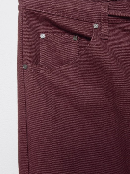 прямые брюки на заниженной талии из линейки  young от 16 до 18 лет с изнаночной стороны