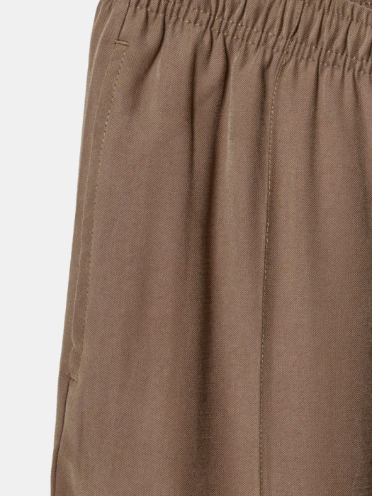 прямые брюки с бархатистым эффектом из вискозы спереди