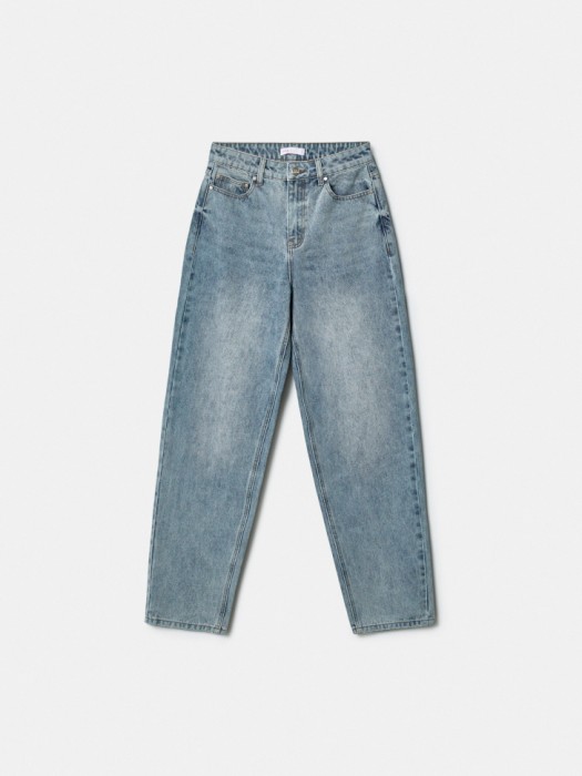 прямые джинсы на средней посадке из линейки  young из хлопка спереди