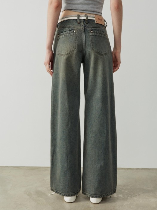 прямые джинсы с декоративным поясом из линейки  young из россии вид сбоку