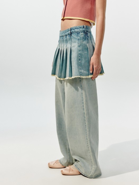 прямые джинсы с юбкой в складку из линейки  young по цене 4599 руб вид справа