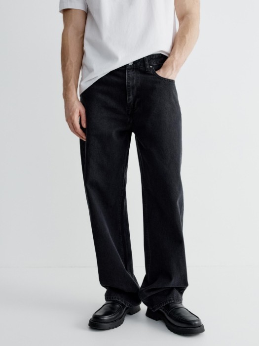 прямые джинсы со средней посадкой от бренда sela вид слева