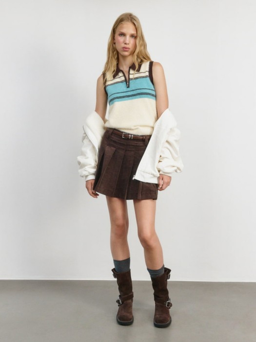 пушистый жилет из линейки  young от бренда sela вид слева