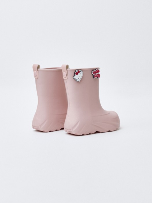 резиновые сапоги c декором hello kitty для девочек из россии вид сбоку