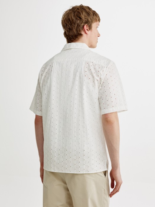 рубашка из хлопка с вышивкой и коротким рукавом по цене 3299 руб вид справа