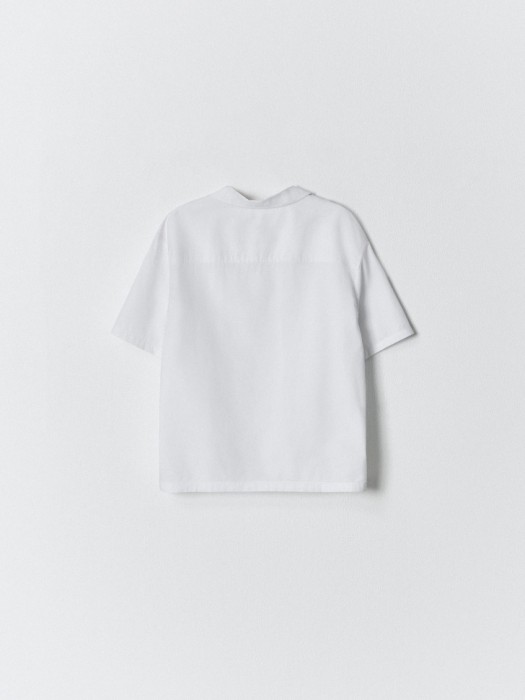 Товар белого цвета с внутренней стороны