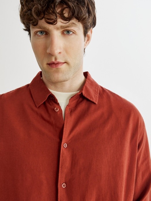рубашка изо льна и вискозы из россии вид сбоку
