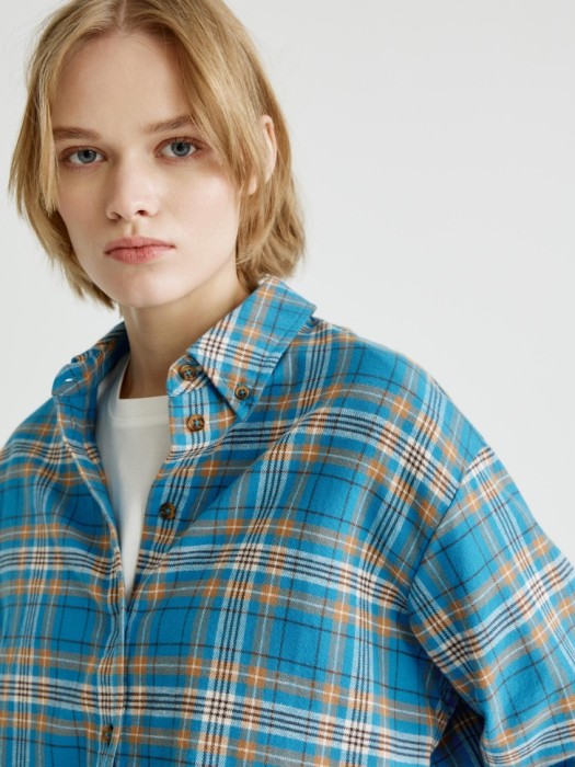 рубашка оверсайз из хлопка по цене 3299 руб вид справа